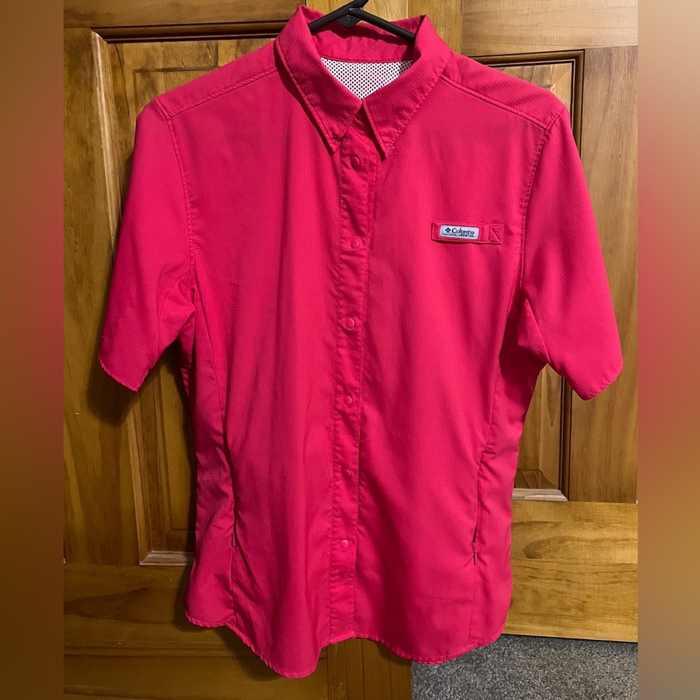Columbia Fuchsia Button-Up Shirt